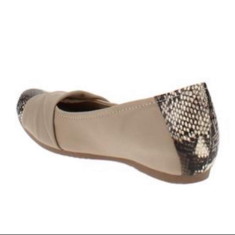 BareTraps Misty Ballet Flats Slip on Snakeskin accents Beige Comfort Shoe NEW - Picture 7 of 8